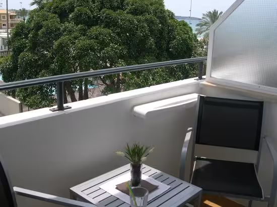 Balconing de un turista italiano desde un hotel de Playa de Palma