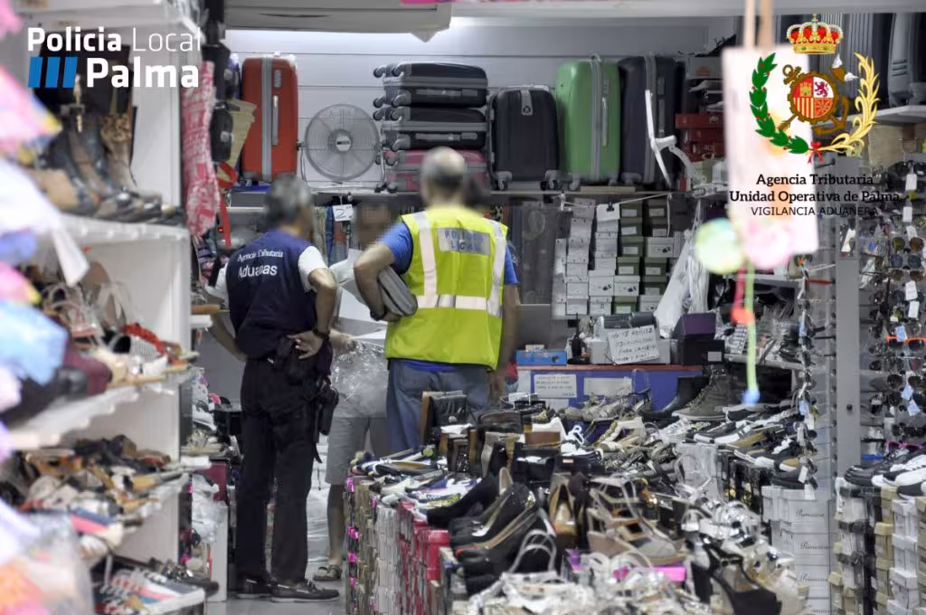 la policia local de palma desarticula un proveedor de productos de imitacion