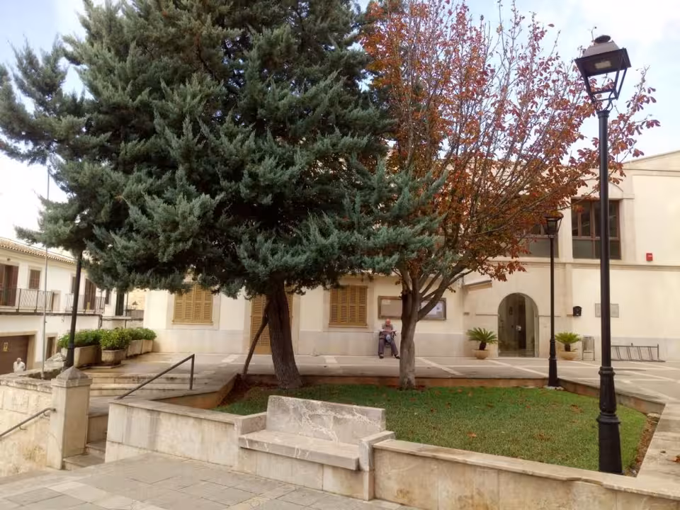 centre persones majors muro