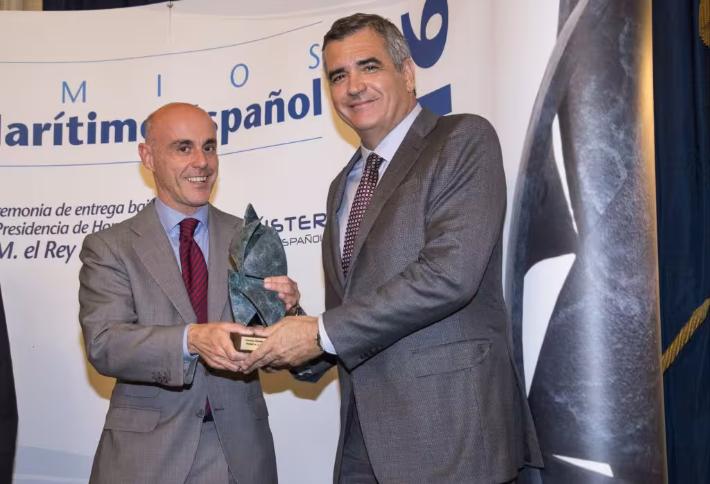 premio-cluster-maritimo-2016_adolfo_utor_balearia