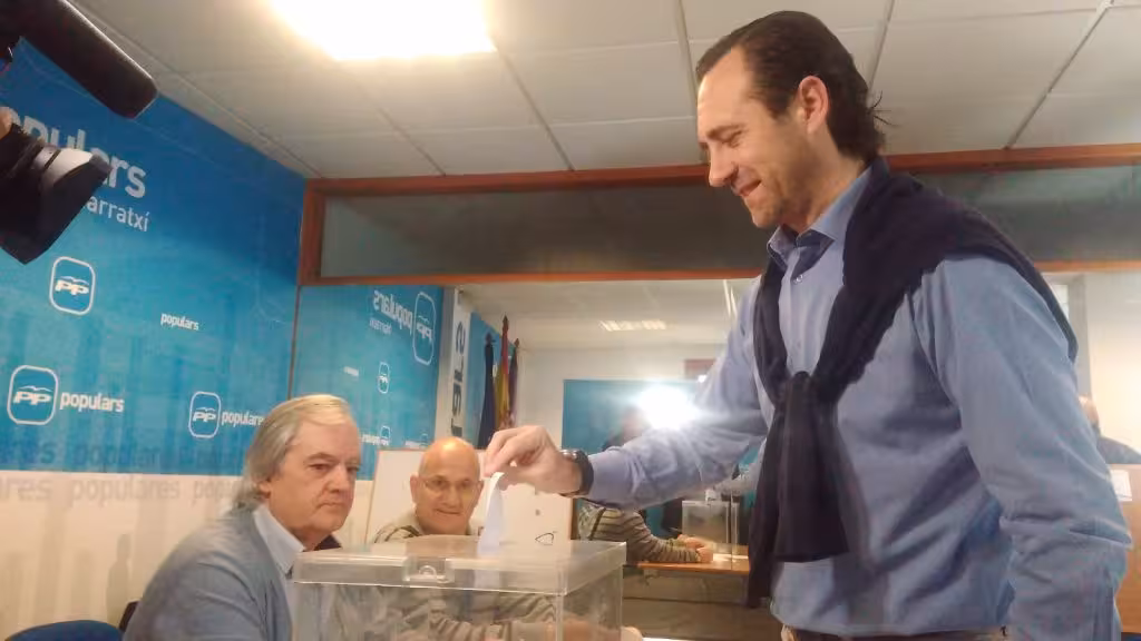Bauzá vota PP