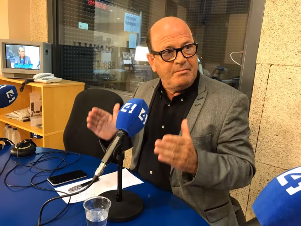 Joan Huguet en CANAL4 RÀDIO