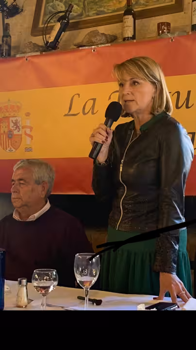 Rosa Estarás