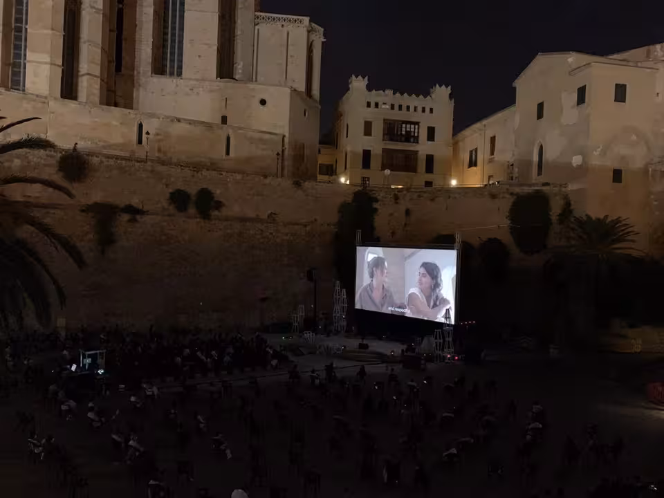 17/10/2020 Imagen de una proyección del progrma 'Cinema a la fresca'.
POLITICA ESPAÑA EUROPA ISLAS BALEARES AUTONOMÍAS
AYUNTAMIENTO DE PALMA