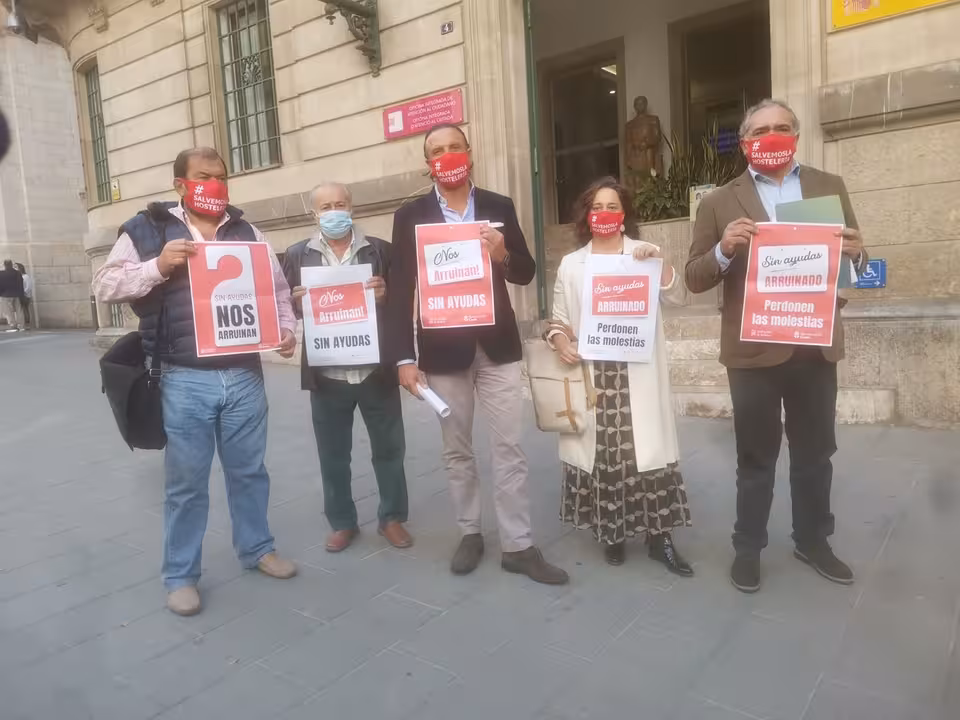 Imagen de archivo. Restauración CAEB y PIMEM exigiendo al Gobierno medidas reales en noviembre 2020.