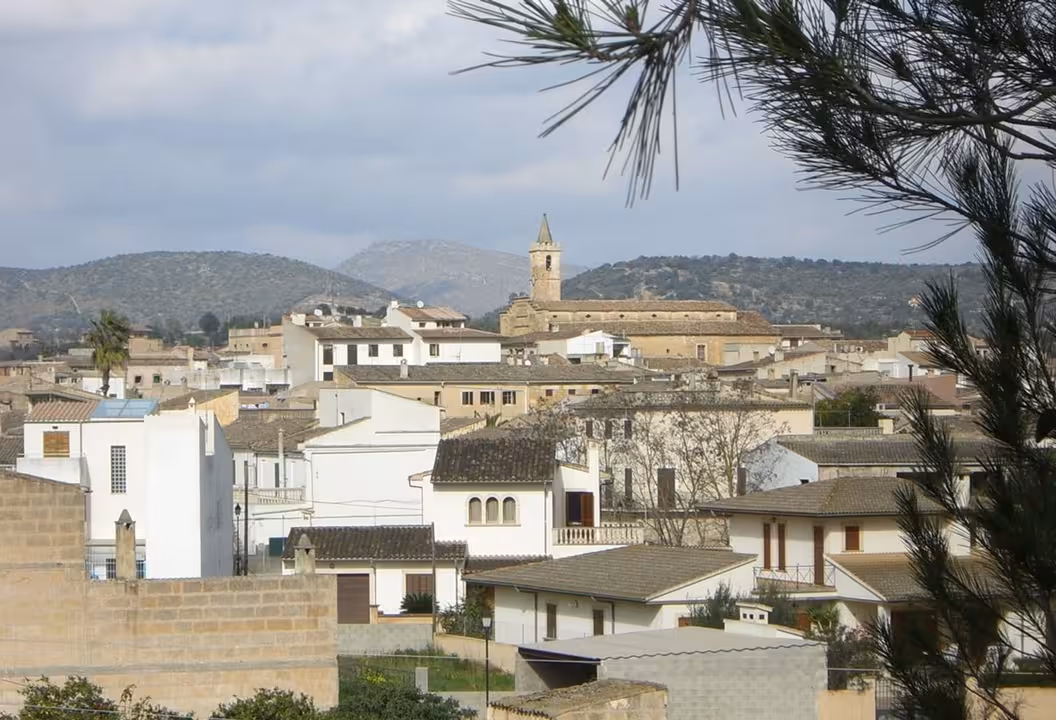 Pueblo de Sant Llorenç des Cardassar en Mallorca
POLITICA ESPAÑA EUROPA ISLAS BALEARES
AYUNTAMIENTO DE SANT LLORENÇ