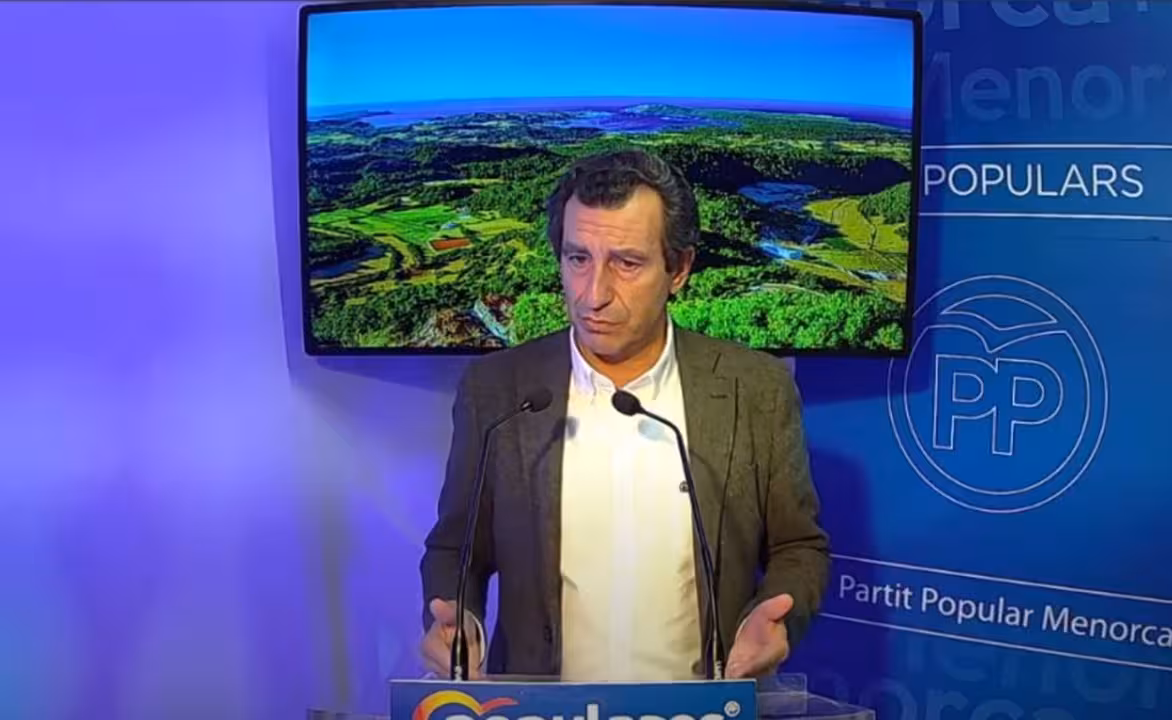 06/03/2021 El presidente del PP balear, Gabriel Company, en el XII Congreso del PP de Menorca..
El presidente del PP de Baleares, Gabriel Company, ha reivindicado este sábado una "compensación justa a la doble insularidad de Menorca".
POLITICA ESPAÑA EUROPA ISLAS BALEARES AUTONOMÍAS
PP MENORCA