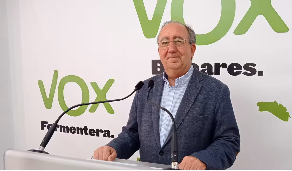 06/03/2021 El vicesecretario de Organización de Vox Baleares, Agustín Buades..
Vox cuenta con 39 comités constituidos en los municipios de las Islas, cubriendo más del 90 por ciento de la población de la Comunidad.
POLITICA ESPAÑA EUROPA ISLAS BALEARES AUTONOMÍAS
VOX BALEARES