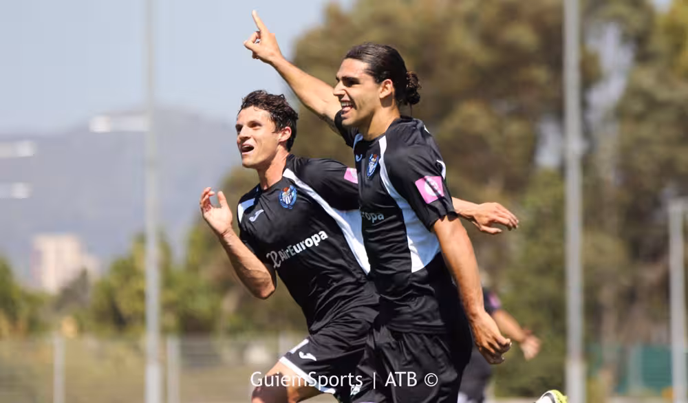 Jurado celebrando uno de los goles