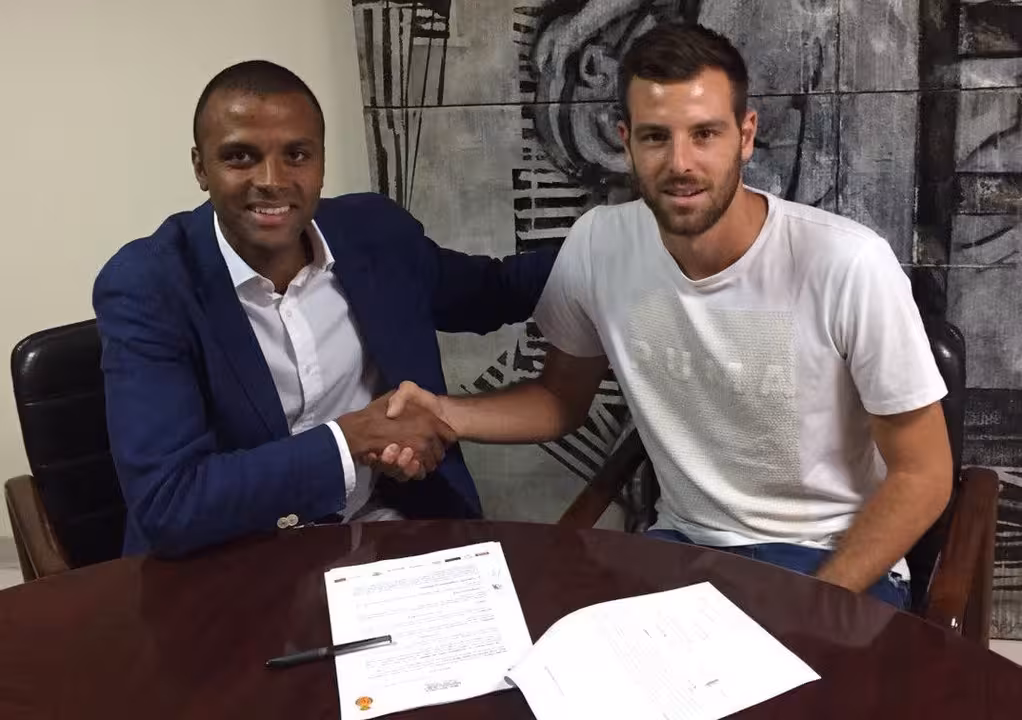 Alex López firma por el Real Mallorca