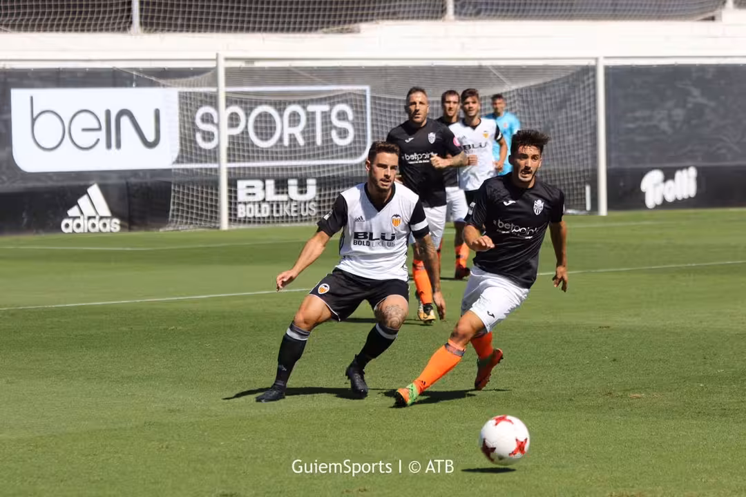 El Atlético Baleares gana en Mestalla