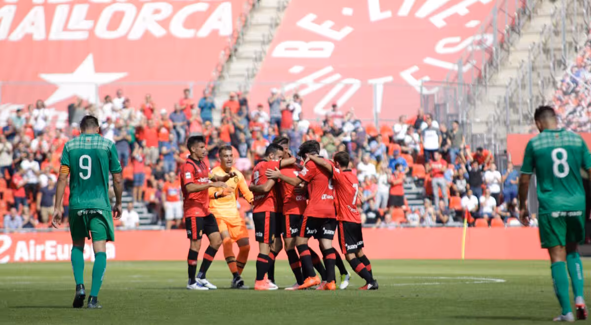 El Mallorca gana al Cornellà