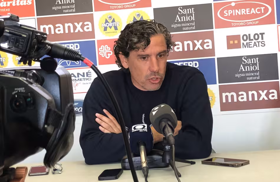 Raúl Garrido, entrenador del Olot