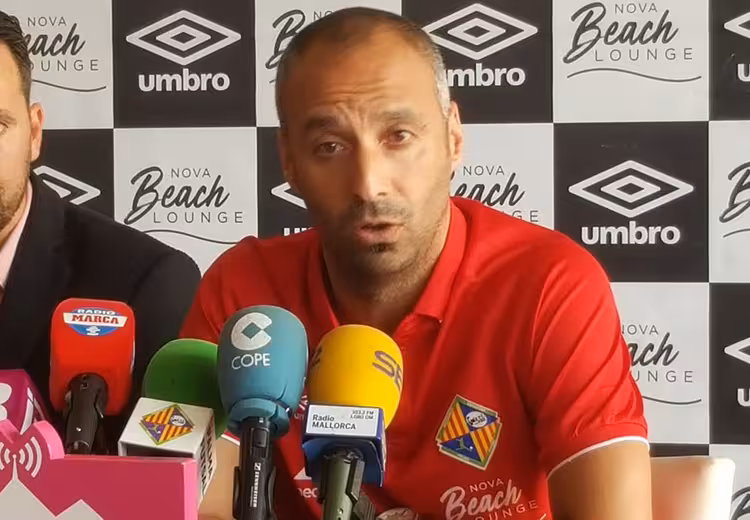 Vadillo en rueda de prensa