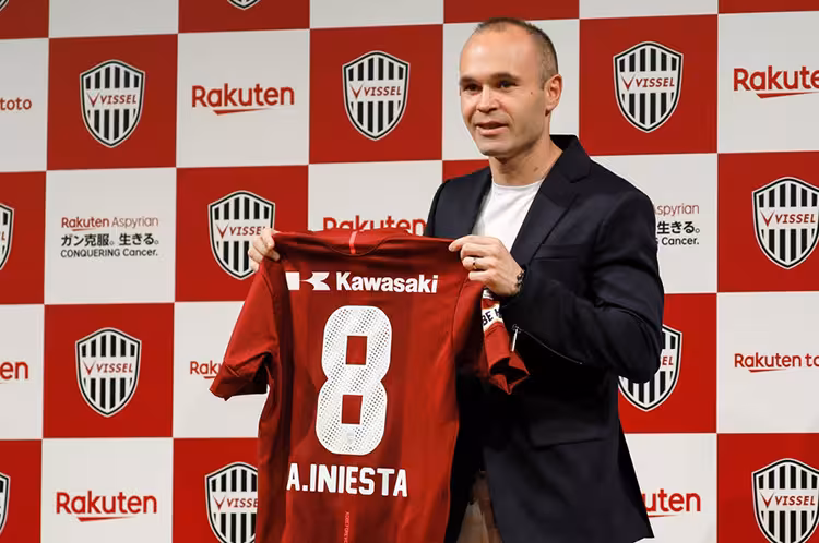 Iniesta en Japon EFE/ Kimimasa Mayama
