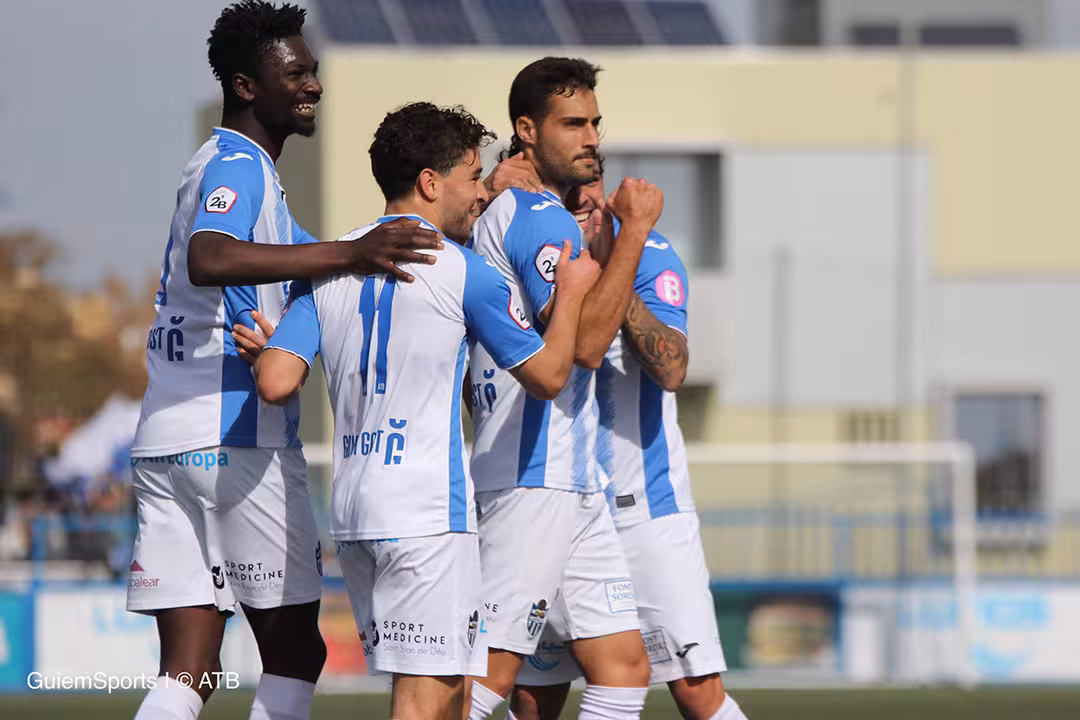 El Baleares gana al Conquense