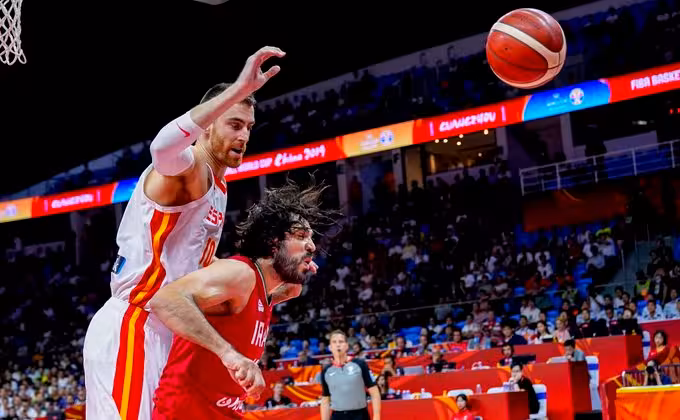 España gana a Irán