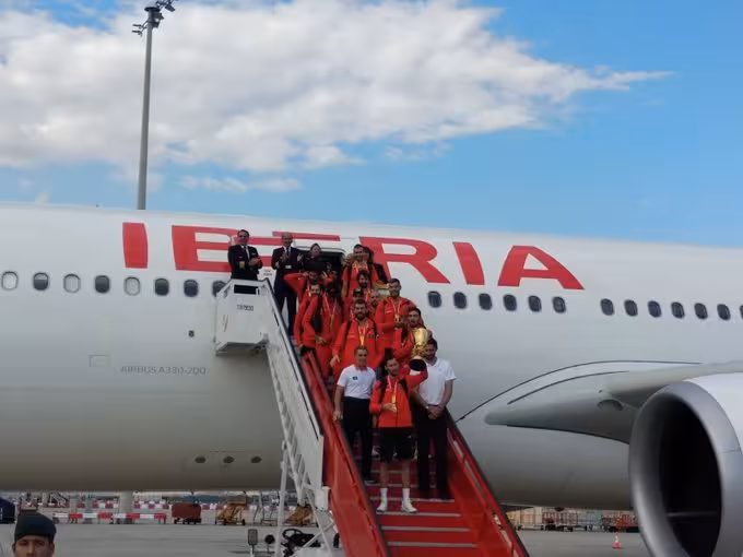 España aterriza en Barajas