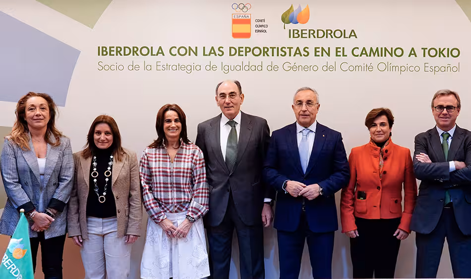 MADRID. 19-X-19. FIRMA ACUERDO IBERDROLA CON EL COE. FOTO: JOSE RAMON LADRA..