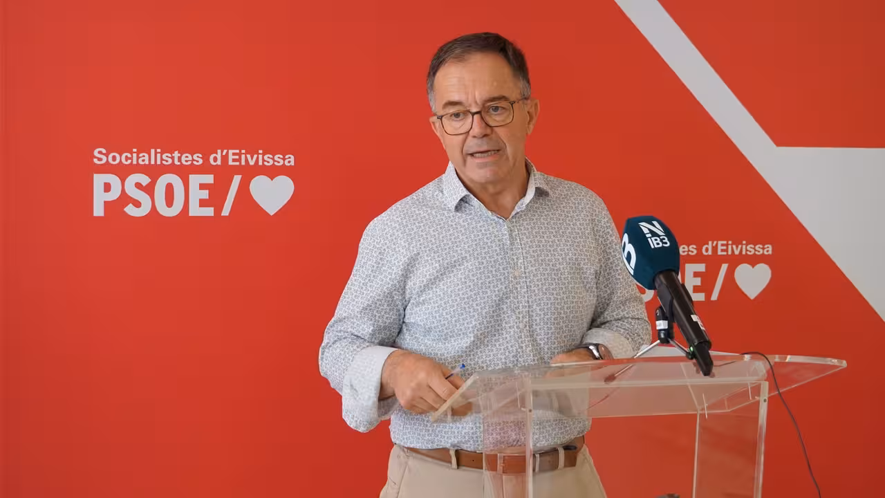 10-07-2021 El secretario general de la Federación Socialista de Ibiza (FSE-PSOE), Josep Marí Ribas, en rueda de prensa.
POLITICA ESPAÑA EUROPA ISLAS BALEARES AUTONOMÍAS
FSE-PSOE