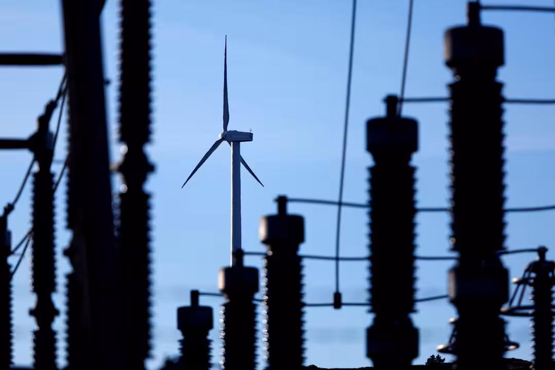 2025. Redes eléctricas_