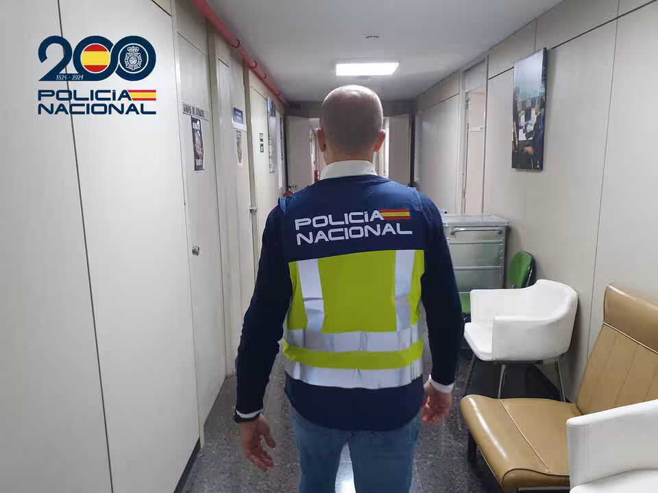 Polic&iacute;a Nacional