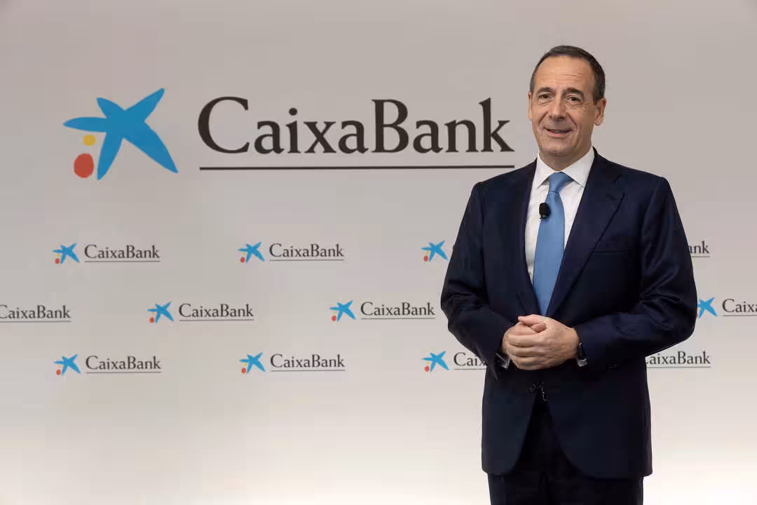 Foto 2 Gonzalo Gort&aacute;zar, presentaci&oacute;n de Resultados anuales CaixaBank 2025