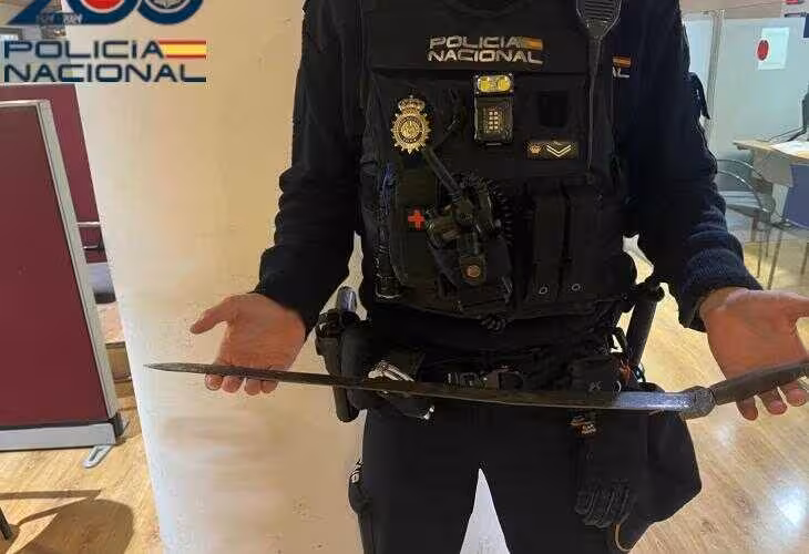 Polic&iacute;a Nacional