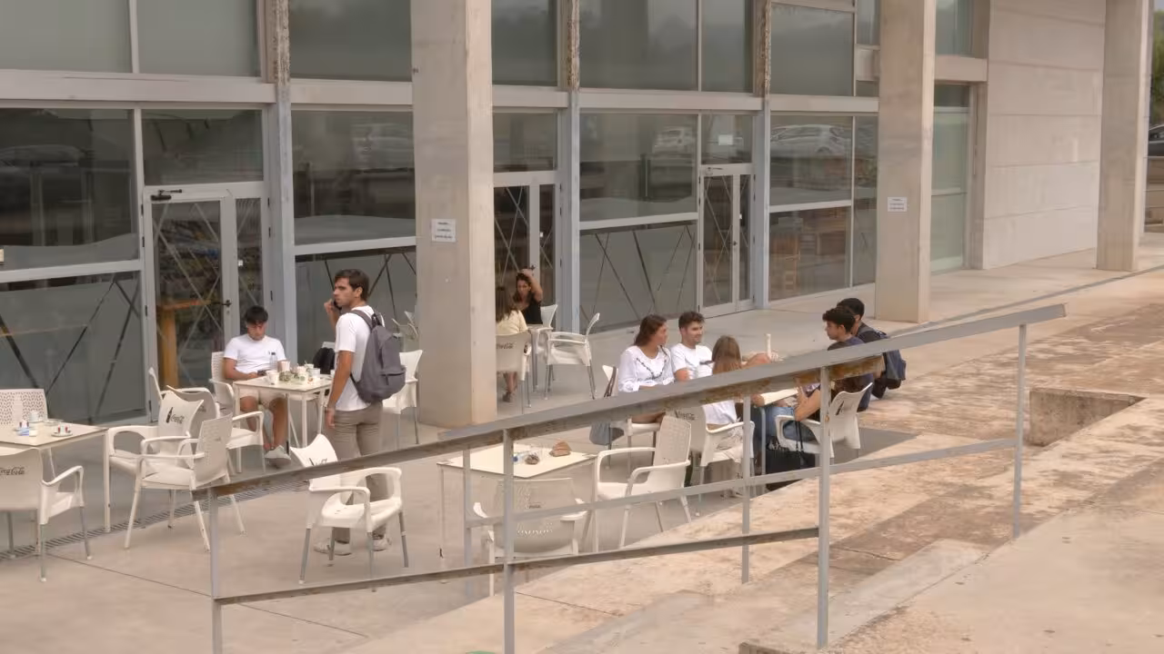 ST_Terrazas sin humo UIB 1