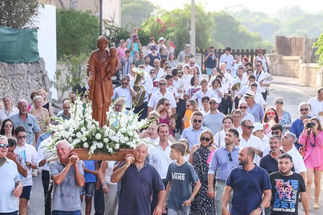 Procesi&oacute;n de la Virgen del Carmen en Cala Figuera.