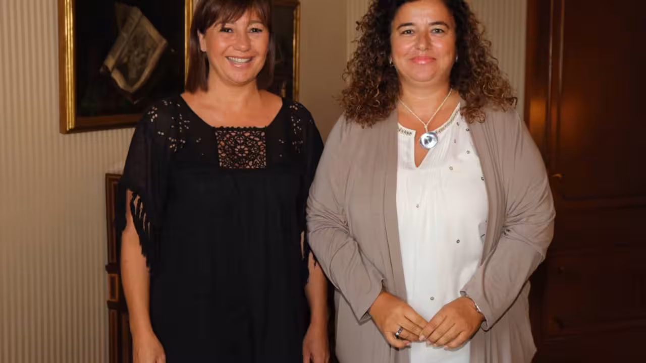 Pilar Costa y Francina Armengol