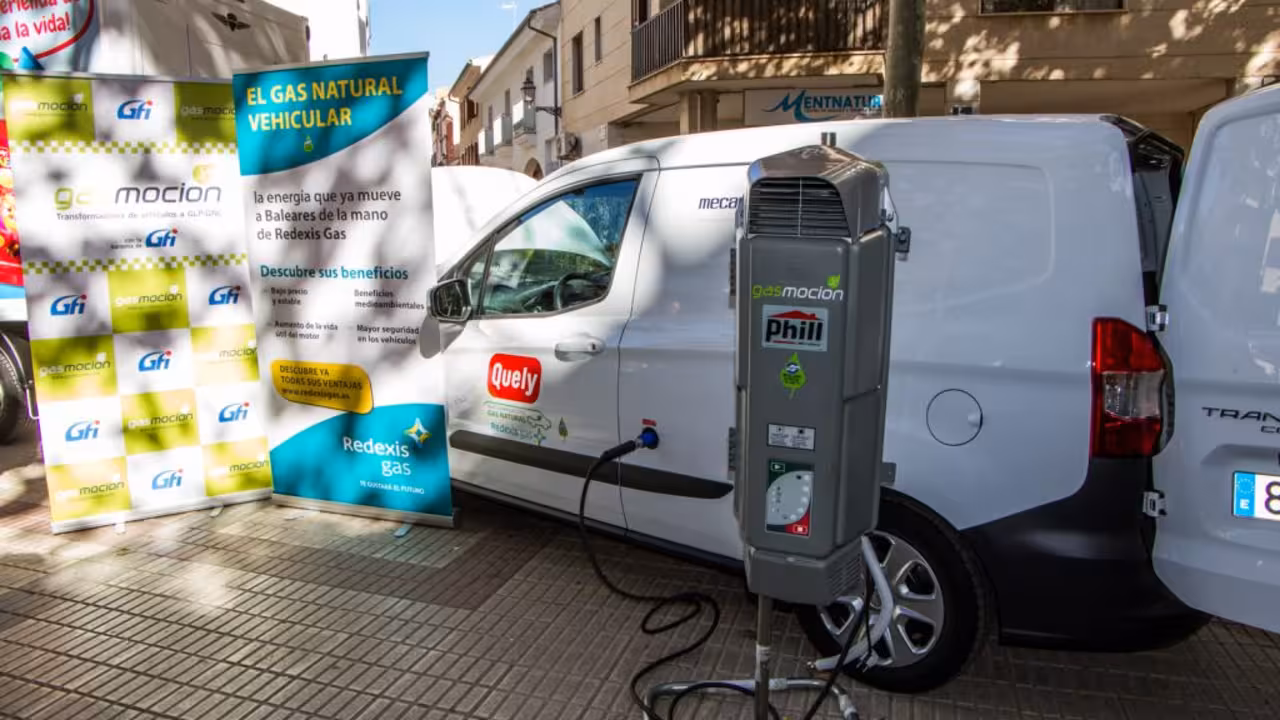 Redexis Gas exposición en Inca