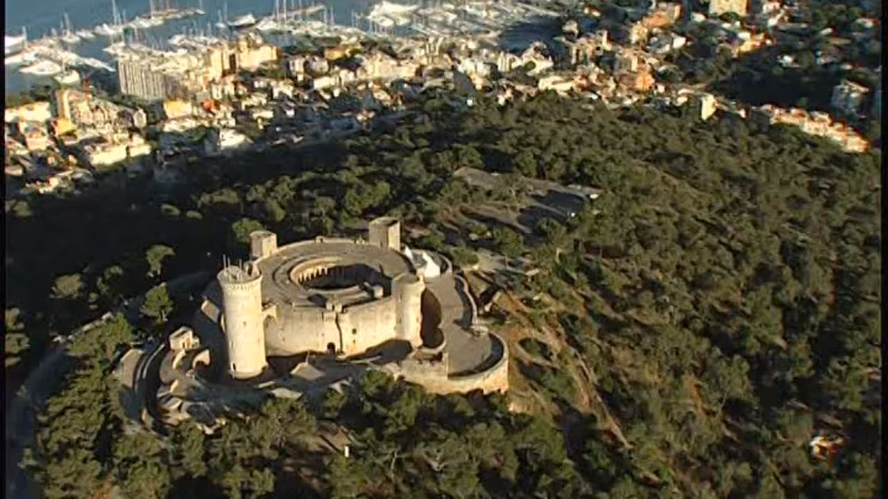 castillo bellver