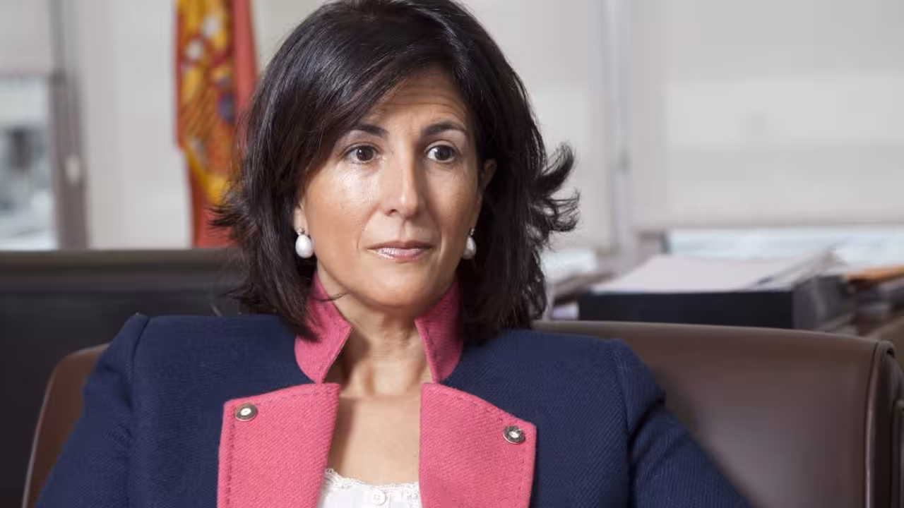 Isabel Borrego
