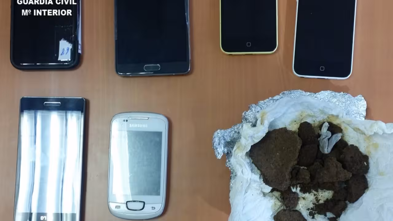material incautado por la guardia civil