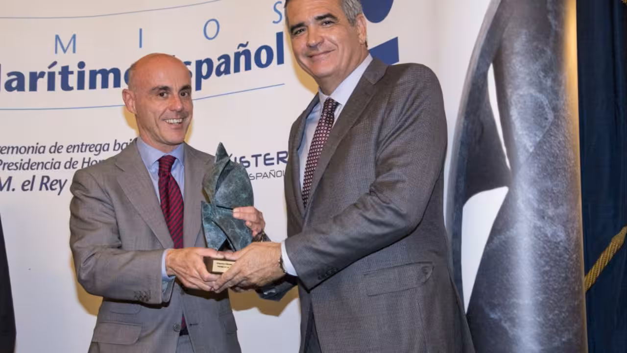 premio-cluster-maritimo-2016_adolfo_utor_balearia