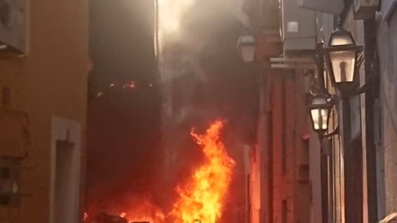 Fuego en Can Perinyà. Foto: Neus Llull Riera