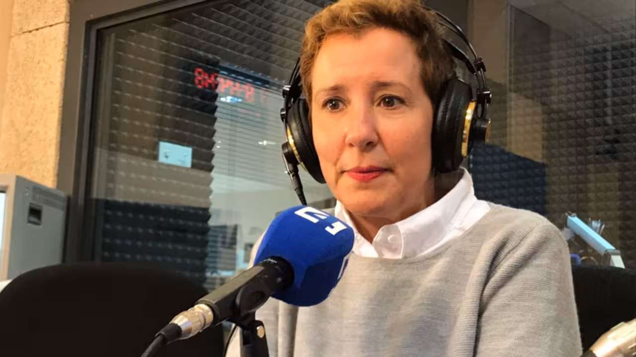 Aina Calvo en CANAL4 RÀDIO