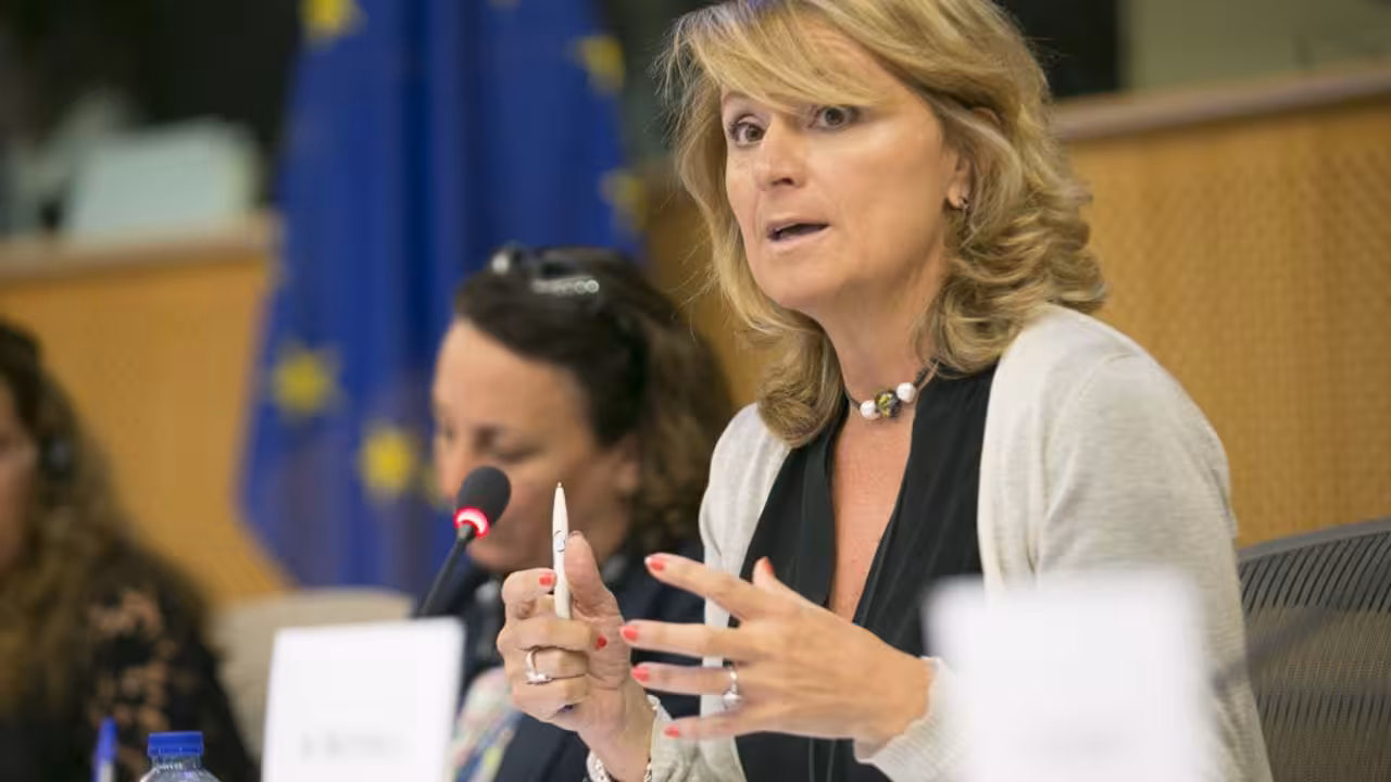 Rosa Estaràs