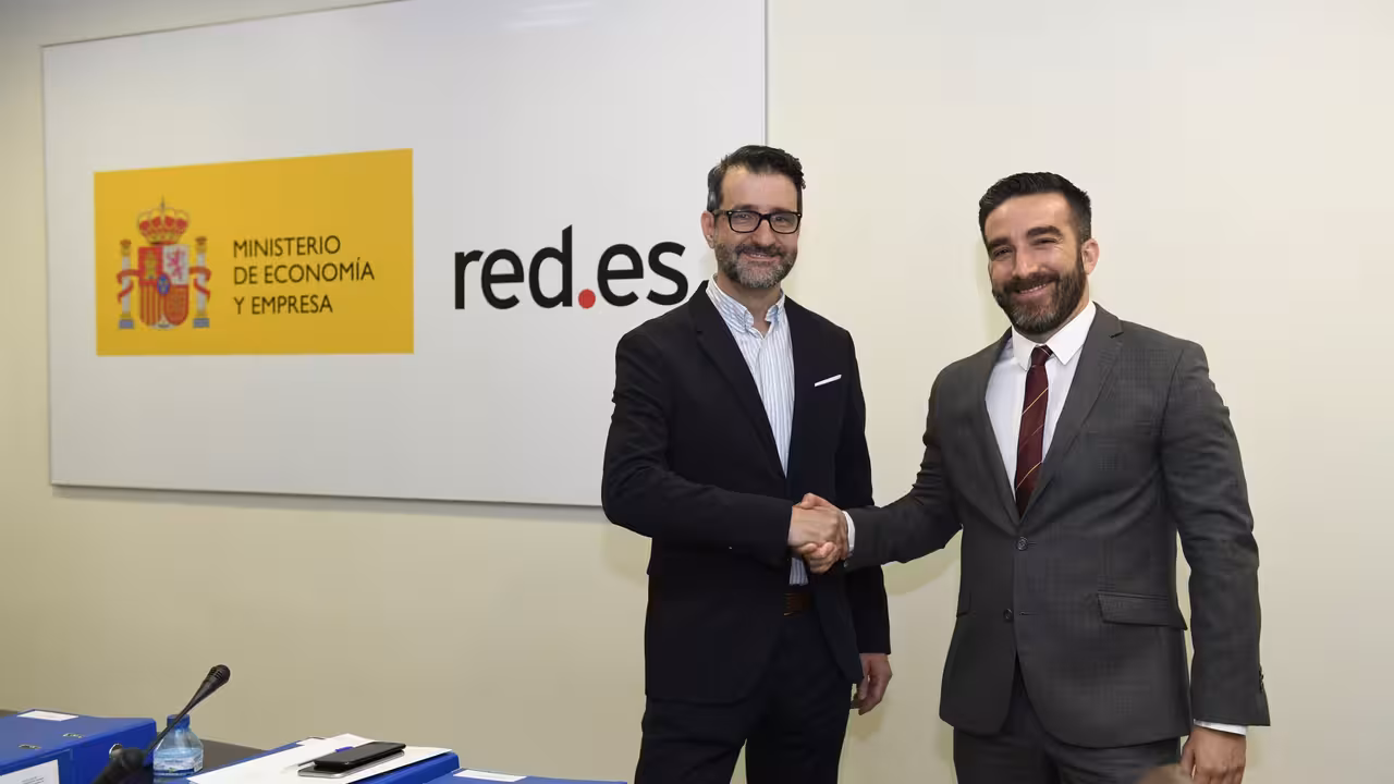 Rueda de prensa con el director general de Red.es, David Cierco Jiménez de Parga, y el director de Servicios Públicos Digitales, Francisco Javier García Vieira