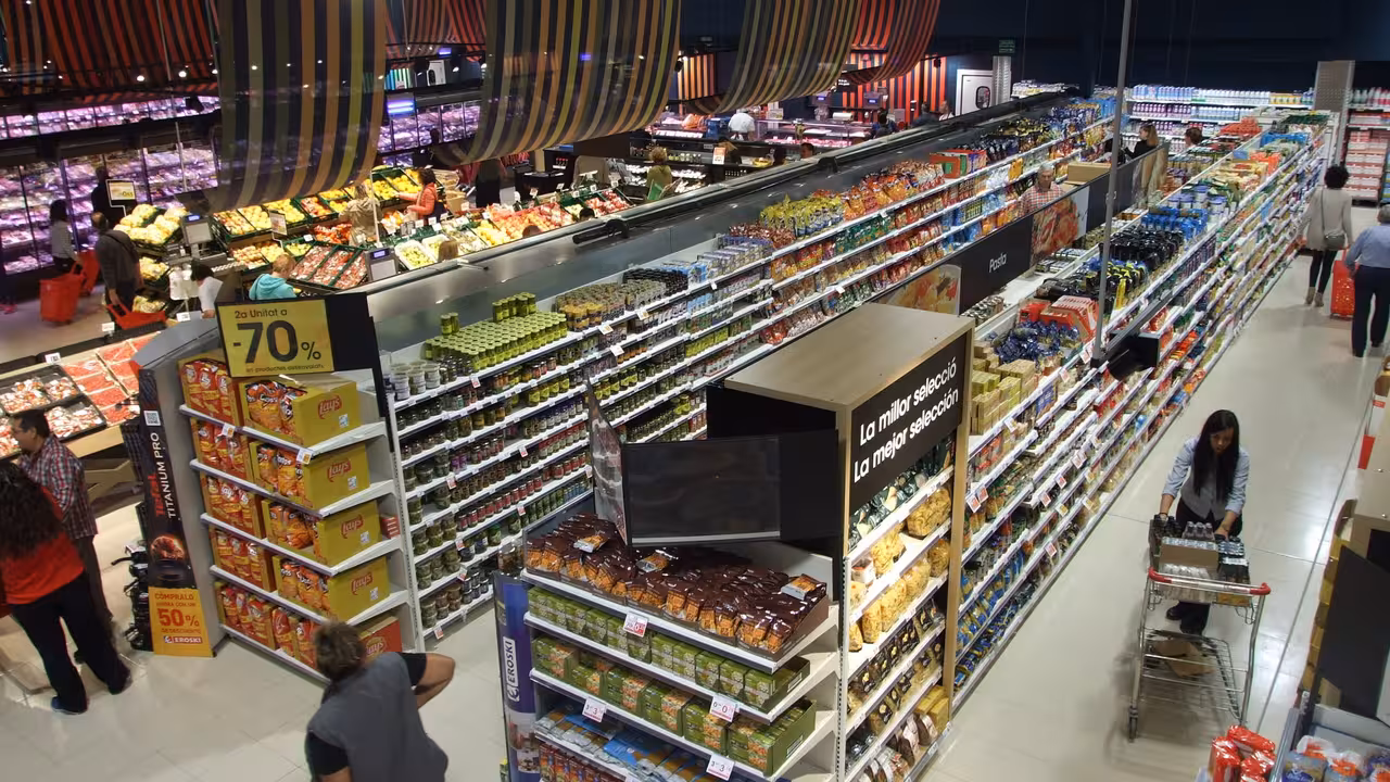 Imagen del supermercado EROSKI en Santa Ponsa (Mallorca)