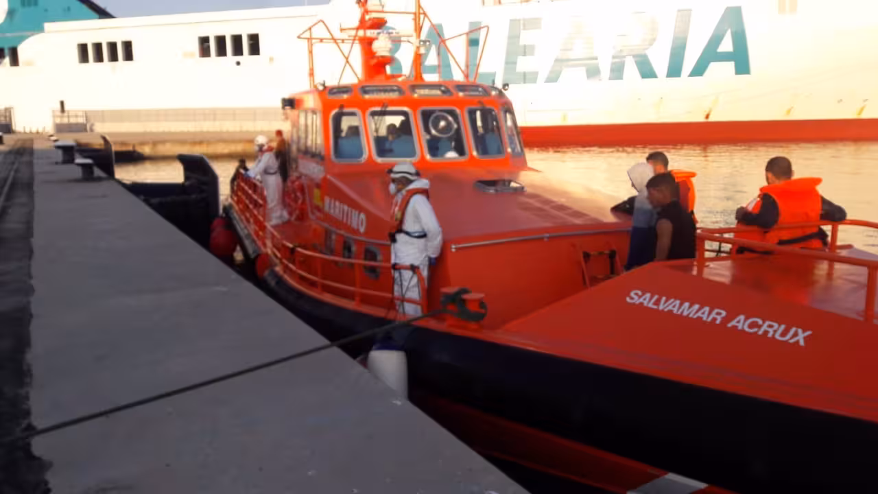 SOCIEDAD ESPAÑA EUROPA ISLAS BALEARES AUTONOMÍAS