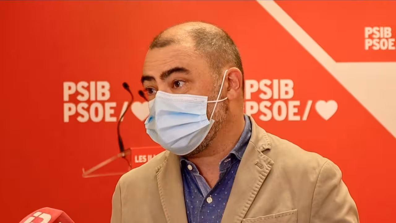 29/10/2020 El portavoz del Grupo Territorial socialista de Baleares en el Senado y presidente de la Comisión de Hacienda en la Cámara Alta, Cosme Bonet.
ECONOMIA ESPAÑA EUROPA ISLAS BALEARES AUTONOMÍAS
PSIB
