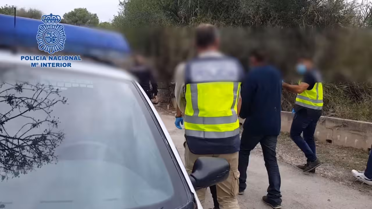 Policía Nacional|