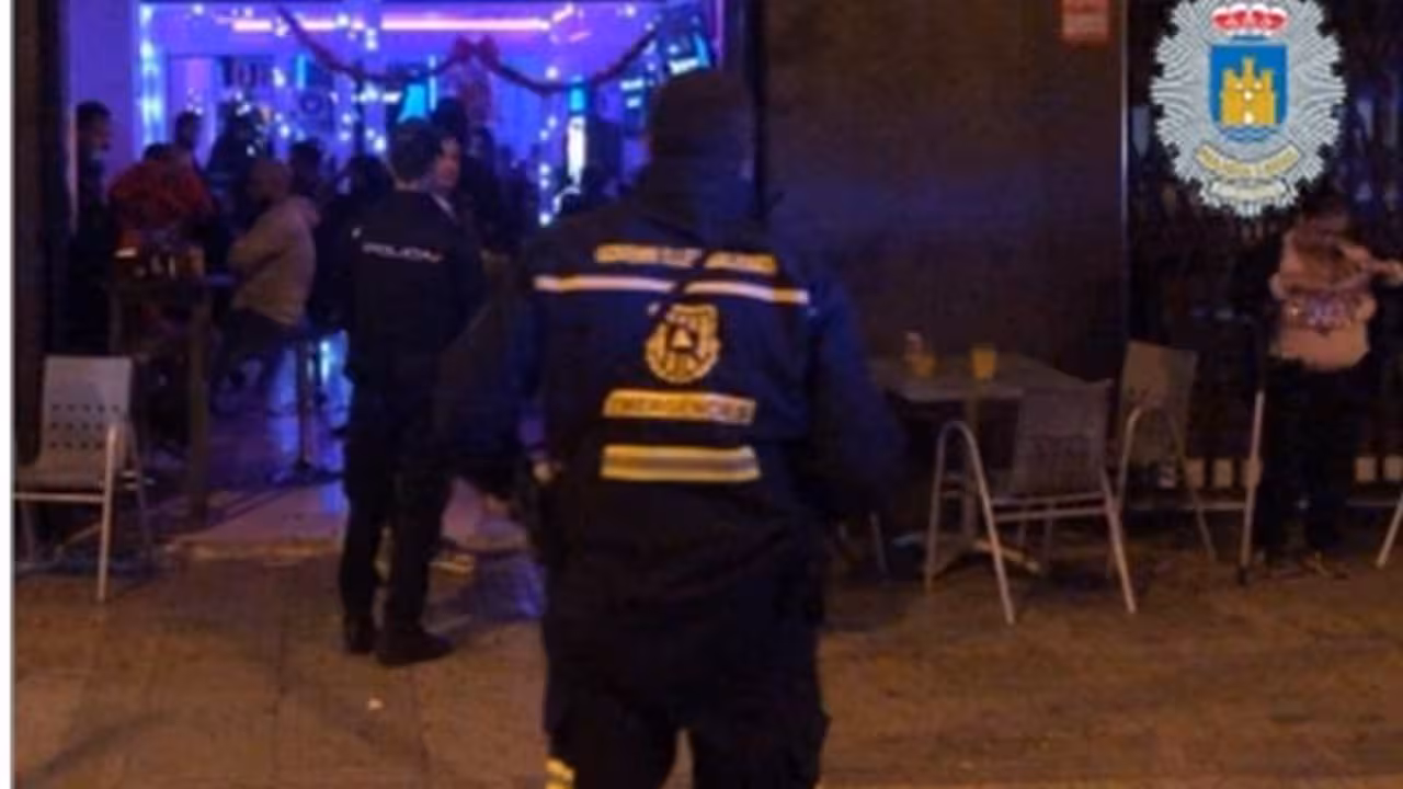 07/12/2020 Policía Local de Ibiza durante la vigilancia de los locales.
SOCIEDAD ESPAÑA EUROPA ISLAS BALEARES AUTONOMÍAS
AYUNTAMIENTO DE IBIZA