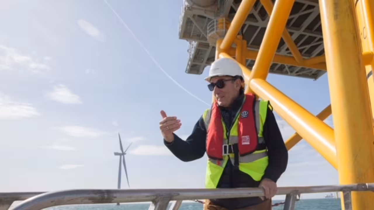 ScottishPower's West of Duddon Sands offshore wind farm project.
Picture by Chris James 9/4/14