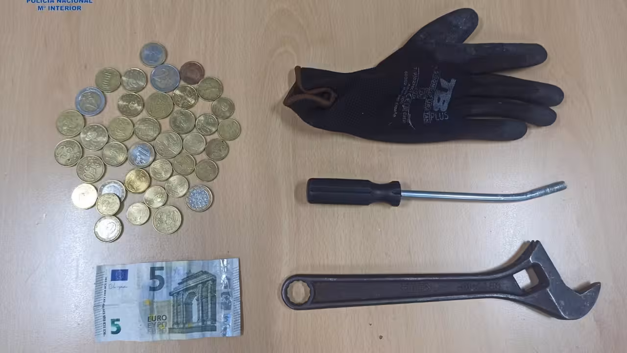 23/01/2021 Material incautado a los detenidos como presuntos autores de un delito de robo con fuerza en un vehículo tipo 'foodtruck' de Palma.
SOCIEDAD ESPAÑA EUROPA ISLAS BALEARES AUTONOMÍAS
POLICÍA