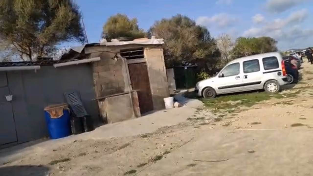 01/03/2021 Fiesta ilegal en el camí de Son Pobre.
SOCIEDAD ESPAÑA EUROPA ISLAS BALEARES AUTONOMÍAS
AYUNTAMIENTO DE MANACOR