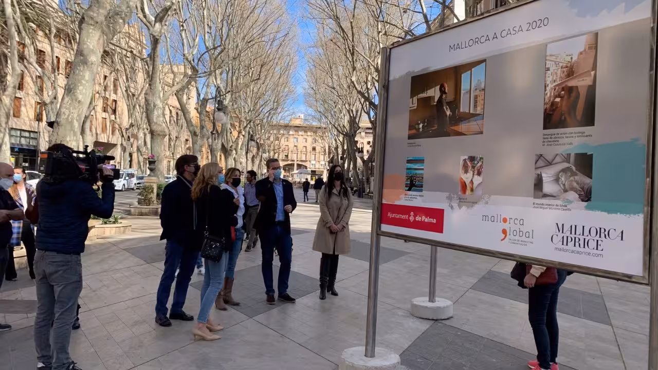 13/03/2021 El alcalde de Palma, José Hila, inaugura la exposición de fotografías 'Mallorca a casa'.
POLITICA ESPAÑA EUROPA ISLAS BALEARES AUTONOMÍAS
AYUNTAMIENTO DE PALMA