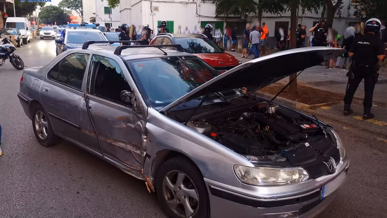 06-06-2021 Vehículo con el que el detenido intentó atropellar el pasado veirnes a varios viandantes en Palma.
SOCIEDAD ESPAÑA EUROPA ISLAS BALEARES AUTONOMÍAS
POLICÍA NACIONAL